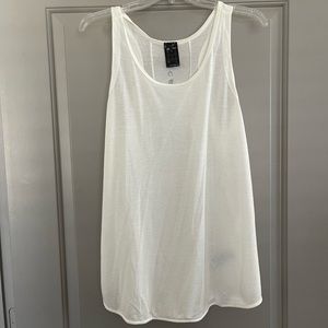 Karlie Kloss athletic tank